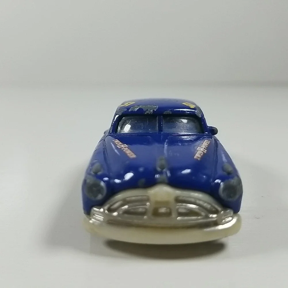 Disney Pixar Cars Doc Hudson Dirt Track Fabulous Hudson Hornet Cars 3